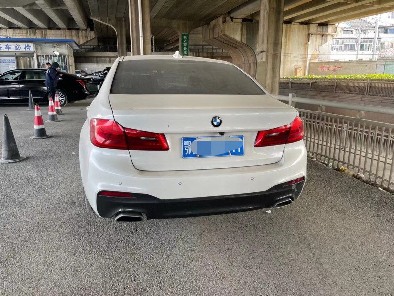 北京18年宝马5系5