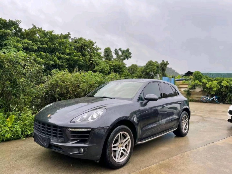 佛山18年保時捷Macan2