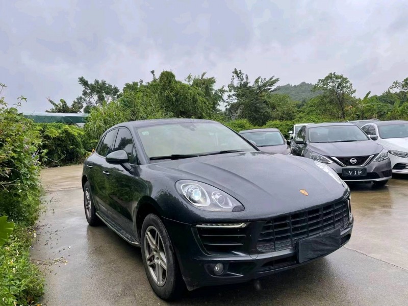佛山18年保時捷Macan3