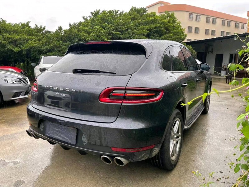 佛山18年保時捷Macan7