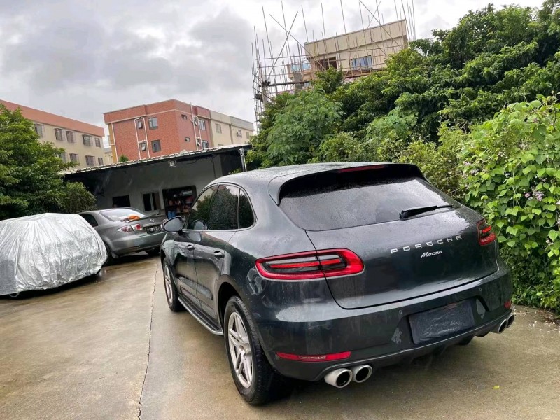 佛山18年保時捷Macan9