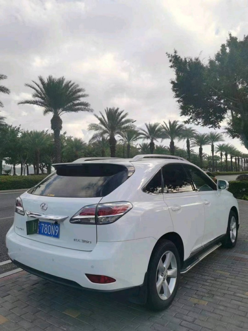 廈門13年雷克薩斯RX7