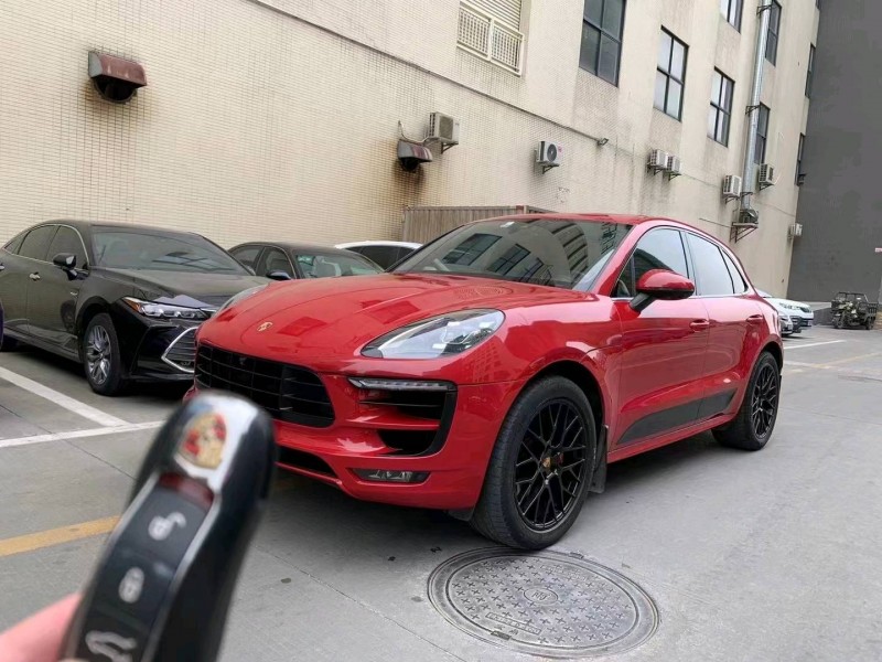 佛山18年保時捷Macan2