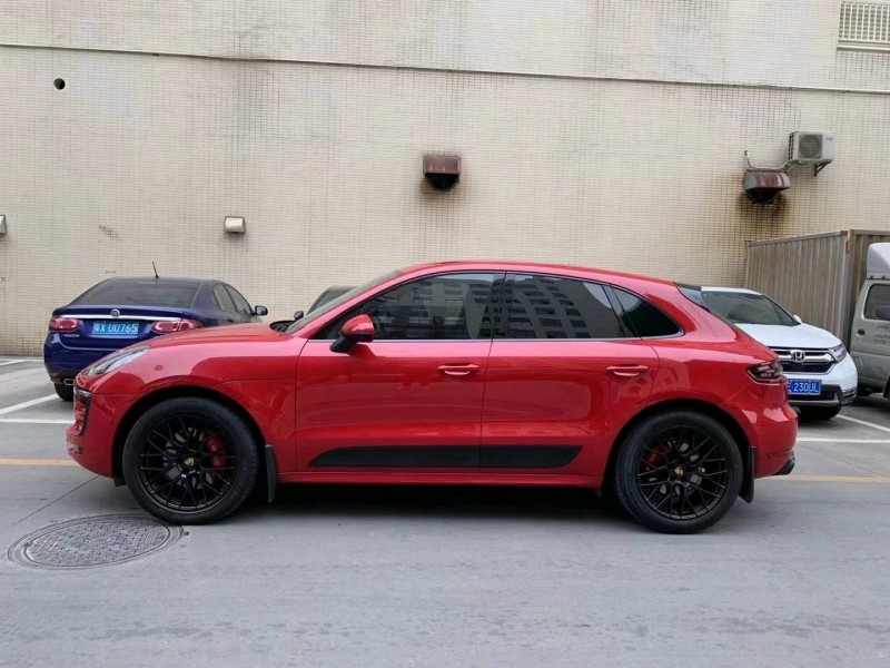 佛山18年保時捷Macan3