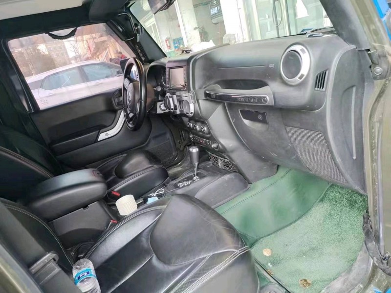 淮北16年Jeep牧馬人5