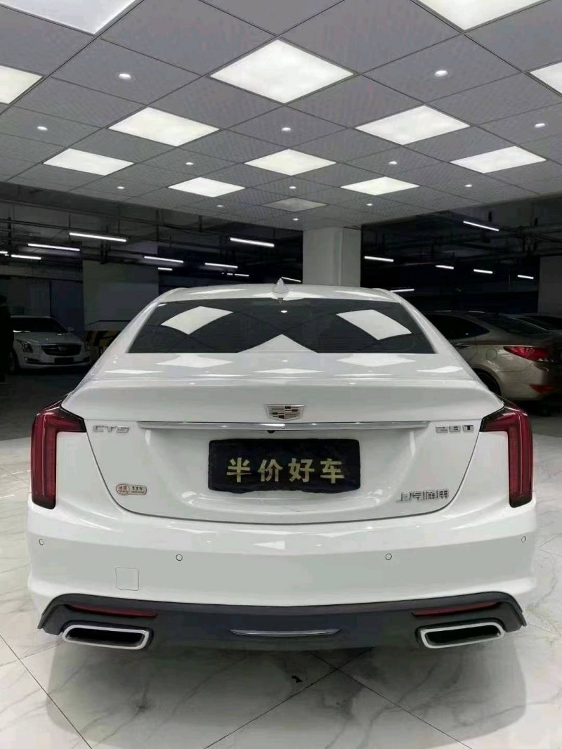 成都20年凱迪拉克CT55