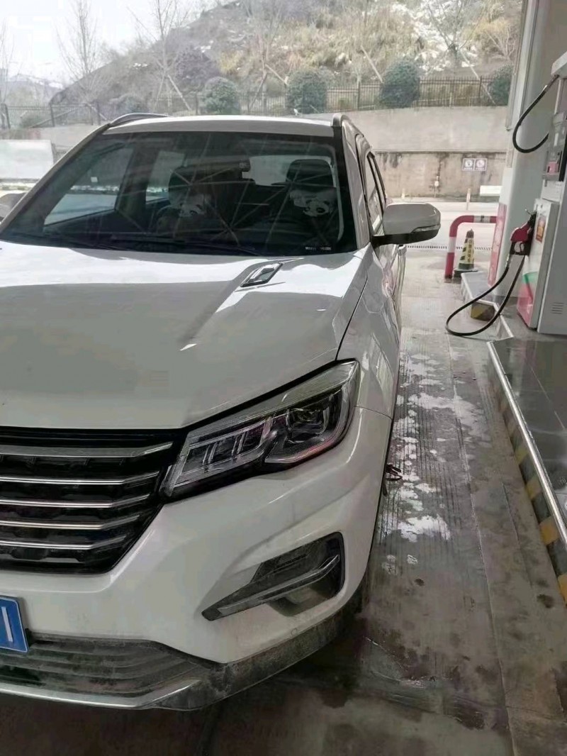 常德20年長安汽車CS755
