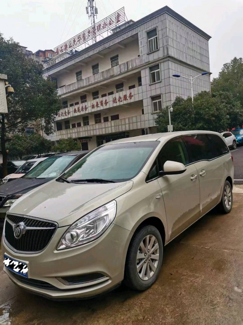 宜昌20年別克GL82