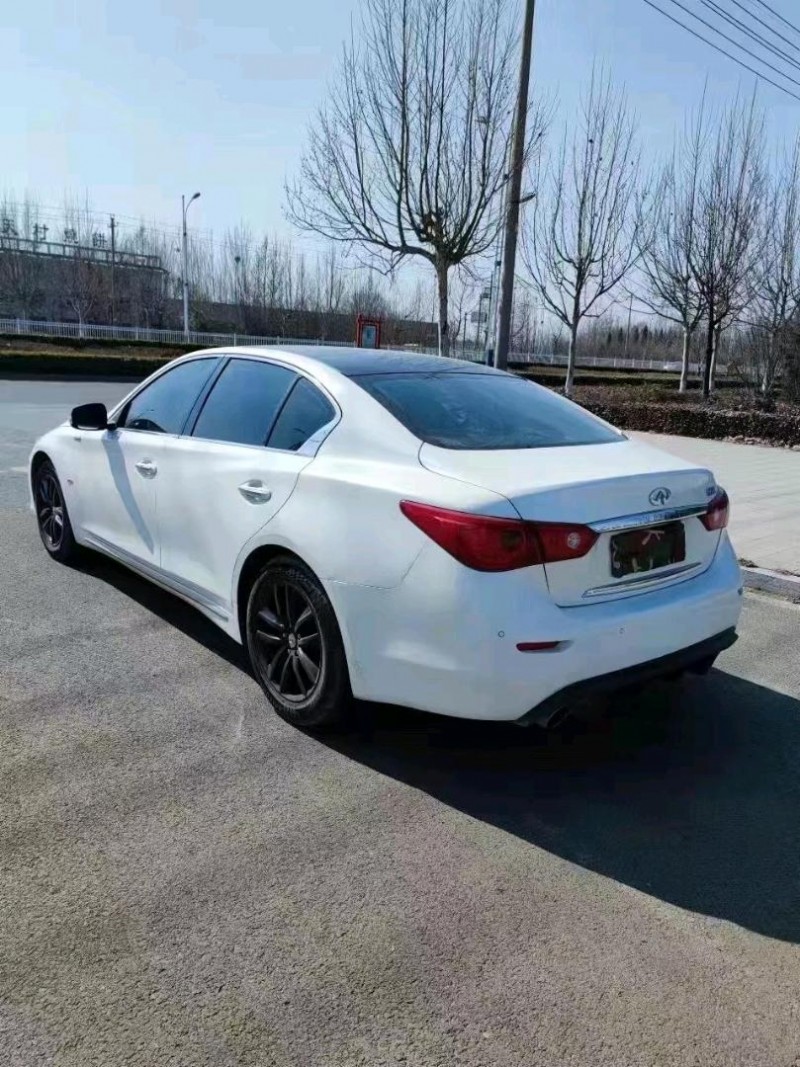 濰坊16年英菲尼迪Q50L1