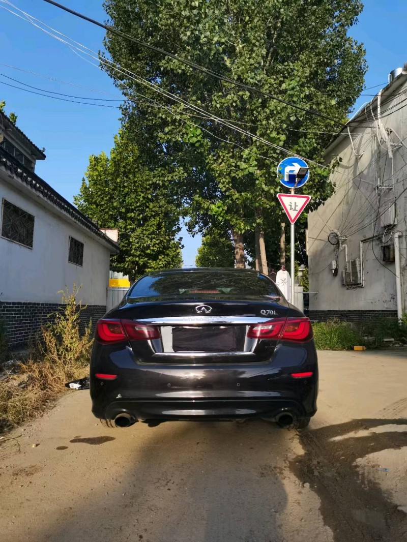 北京16年英菲尼迪Q706