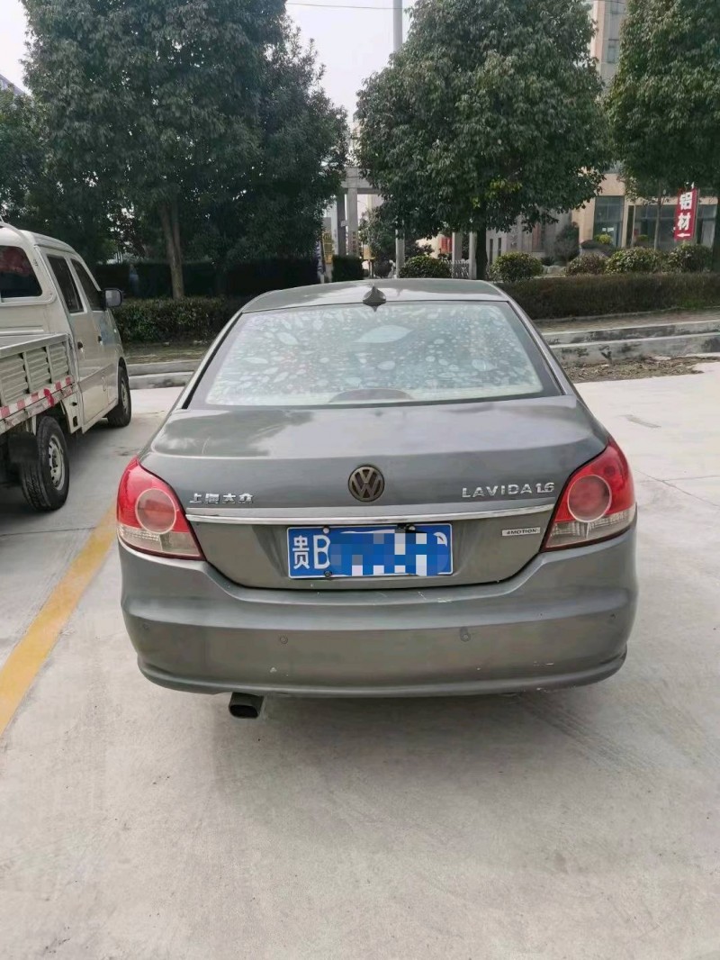 貴陽11年大眾朗逸2