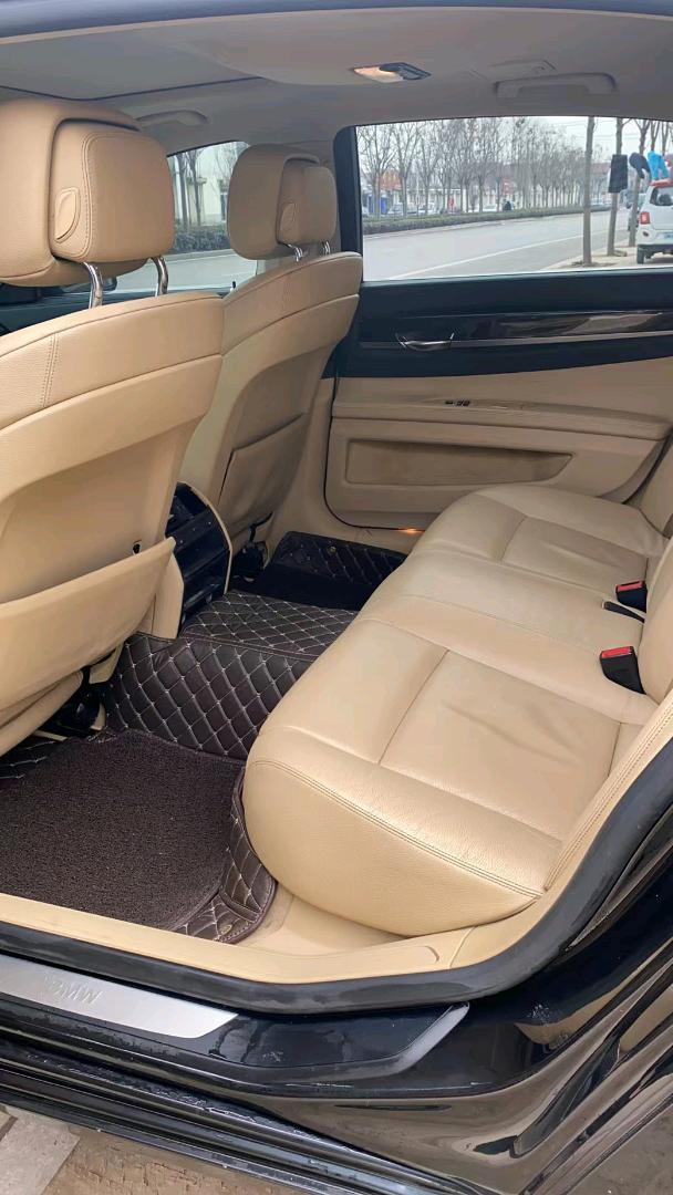 北京11年宝马7系3