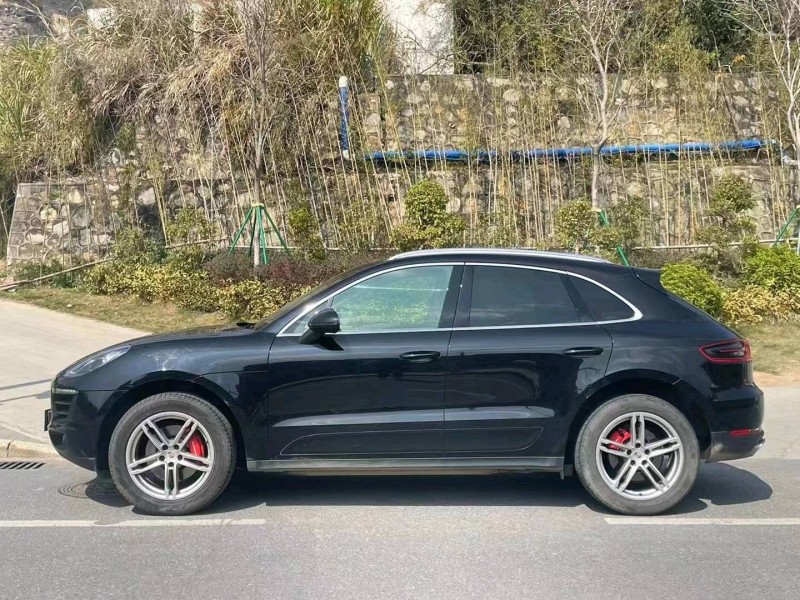 廣州15年保時捷Macan5