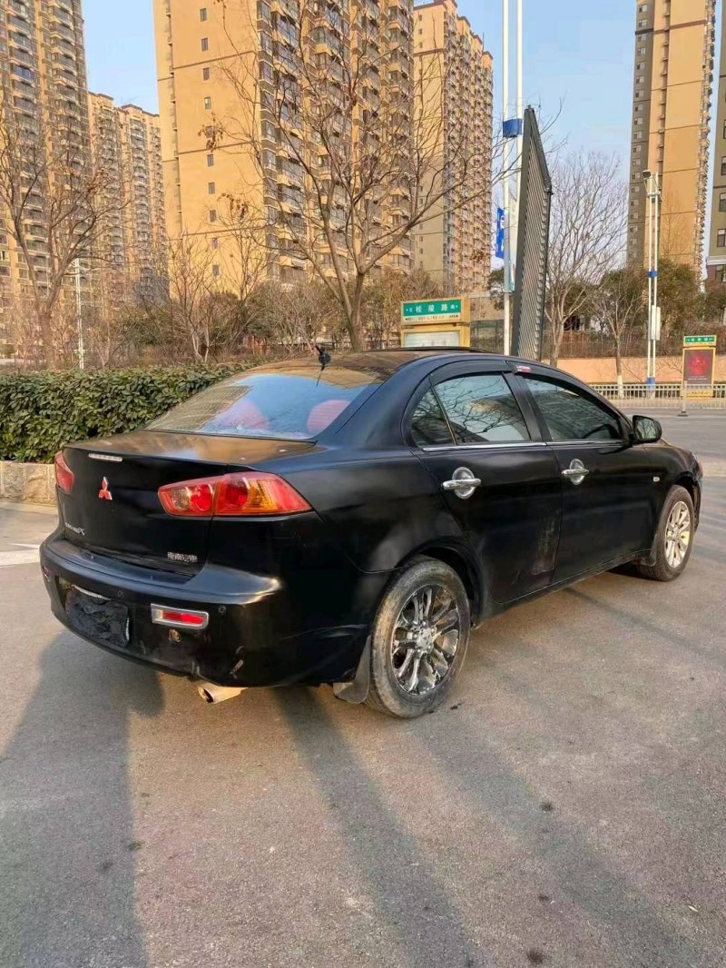 北京12年三菱翼神2