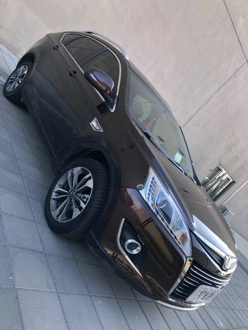 營口14年納智捷優6 SUV1