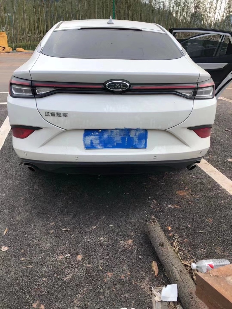 自貢20年江淮A57