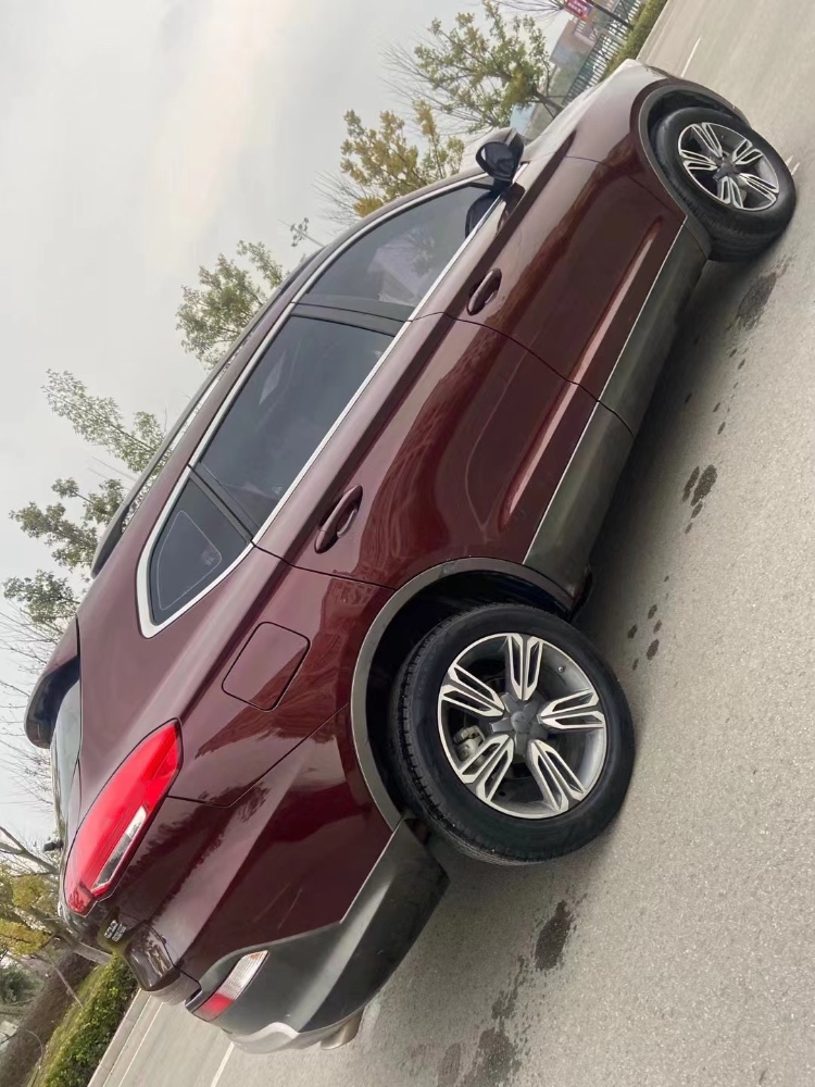 成都16年獵豹汽車CS107