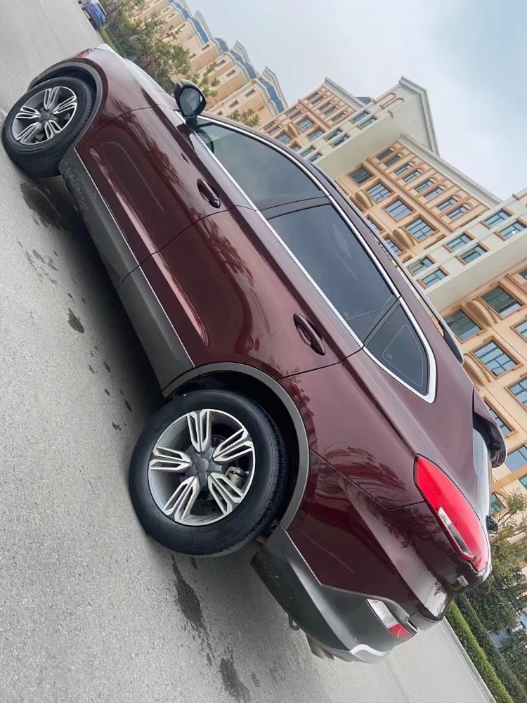 成都16年獵豹汽車CS108