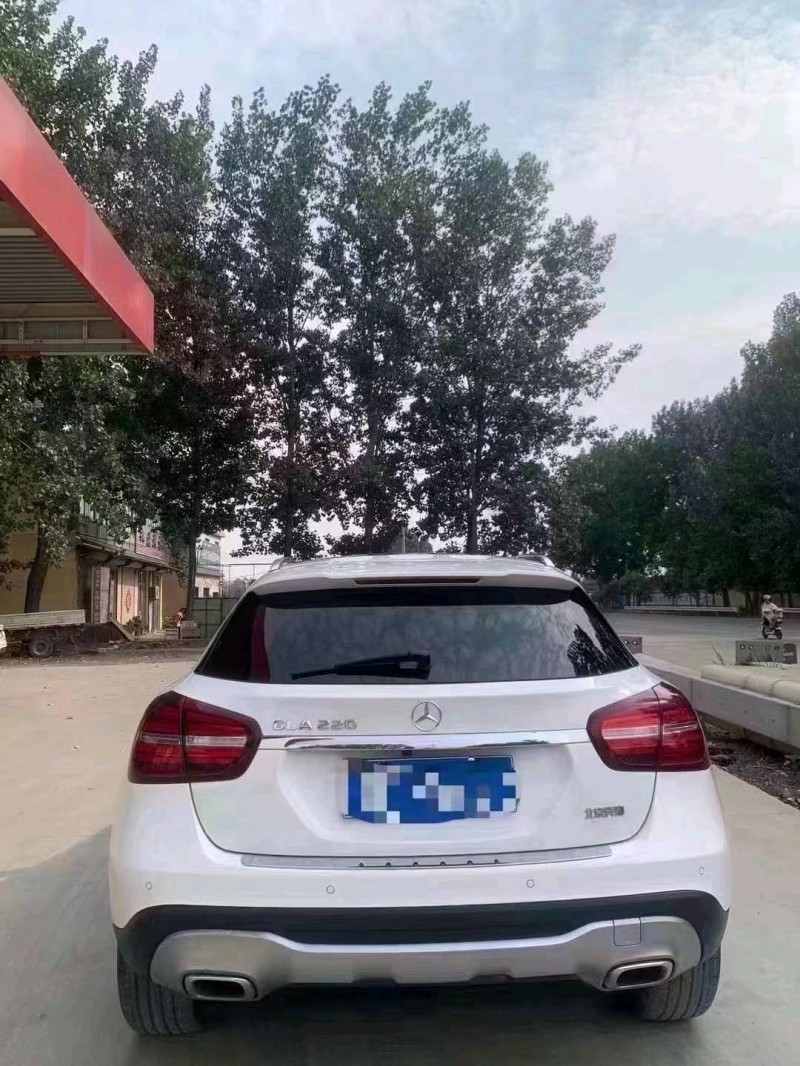 北京19年奔驰CLA2