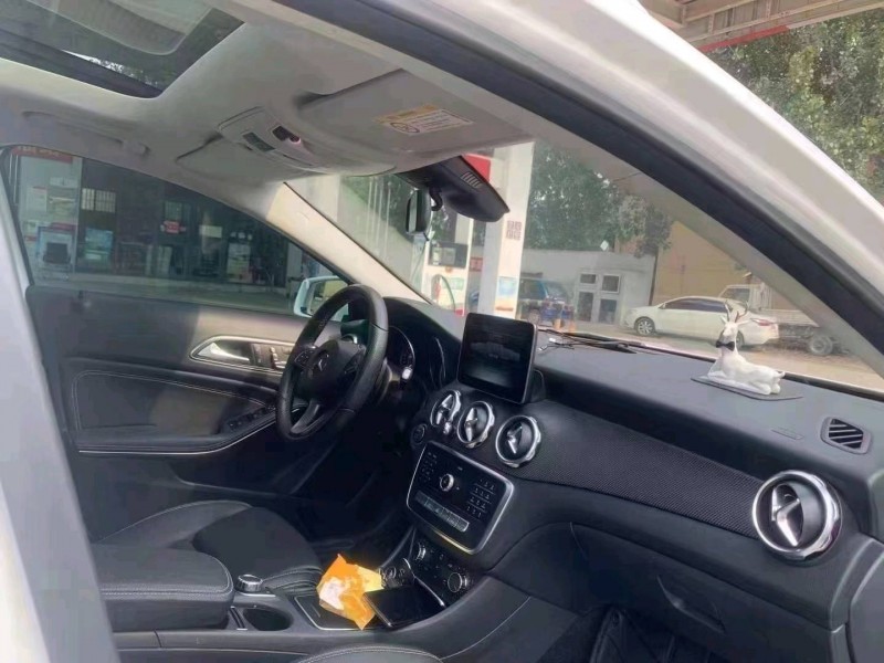 北京19年奔驰CLA4