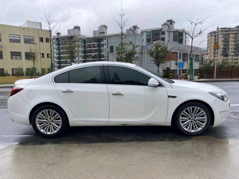 广州15年别克君威4