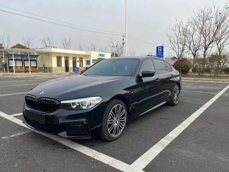 盐城19年宝马5系8