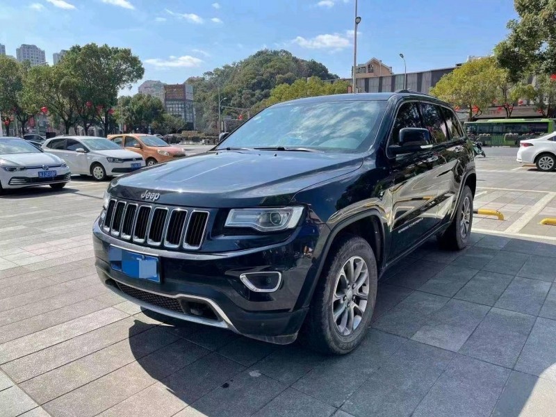 嘉興17年Jeep大切諾基3