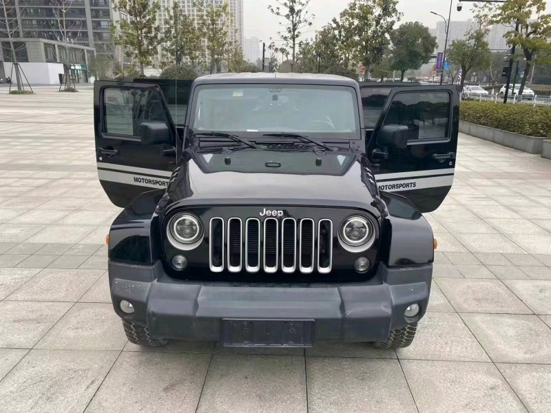 湖州18年Jeep牧馬人8