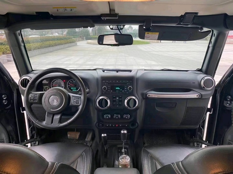 湖州18年Jeep牧馬人4