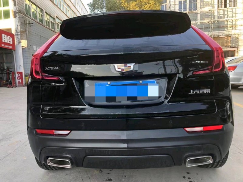 嘉興20年凱迪拉克XT46