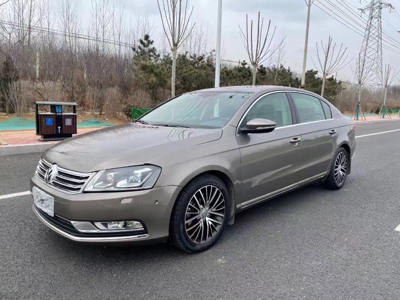 青岛13年大众迈腾2