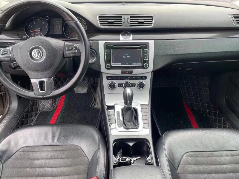 青岛13年大众迈腾9