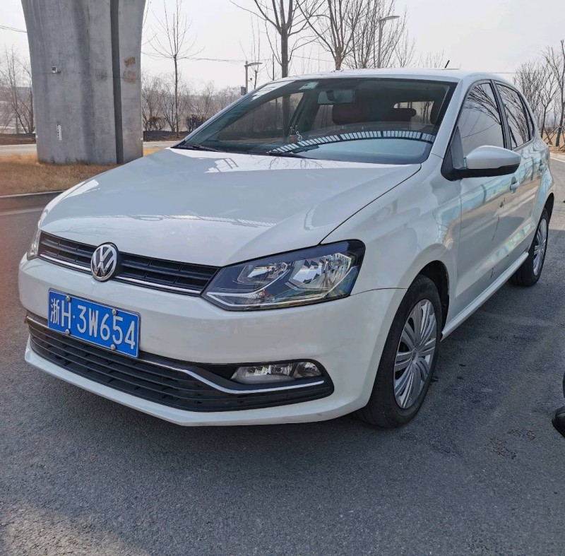 青岛17年大众polo9