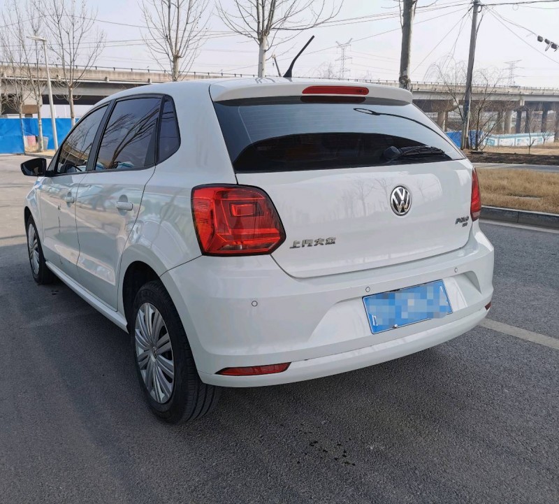 青岛17年大众polo5