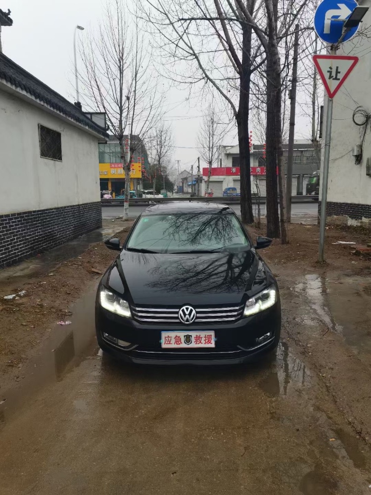 青岛15年大众帕萨特1
