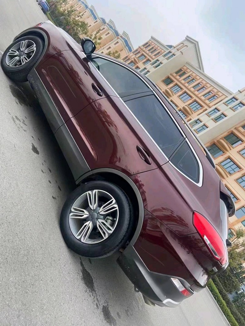 瀘州16年獵豹汽車CS106