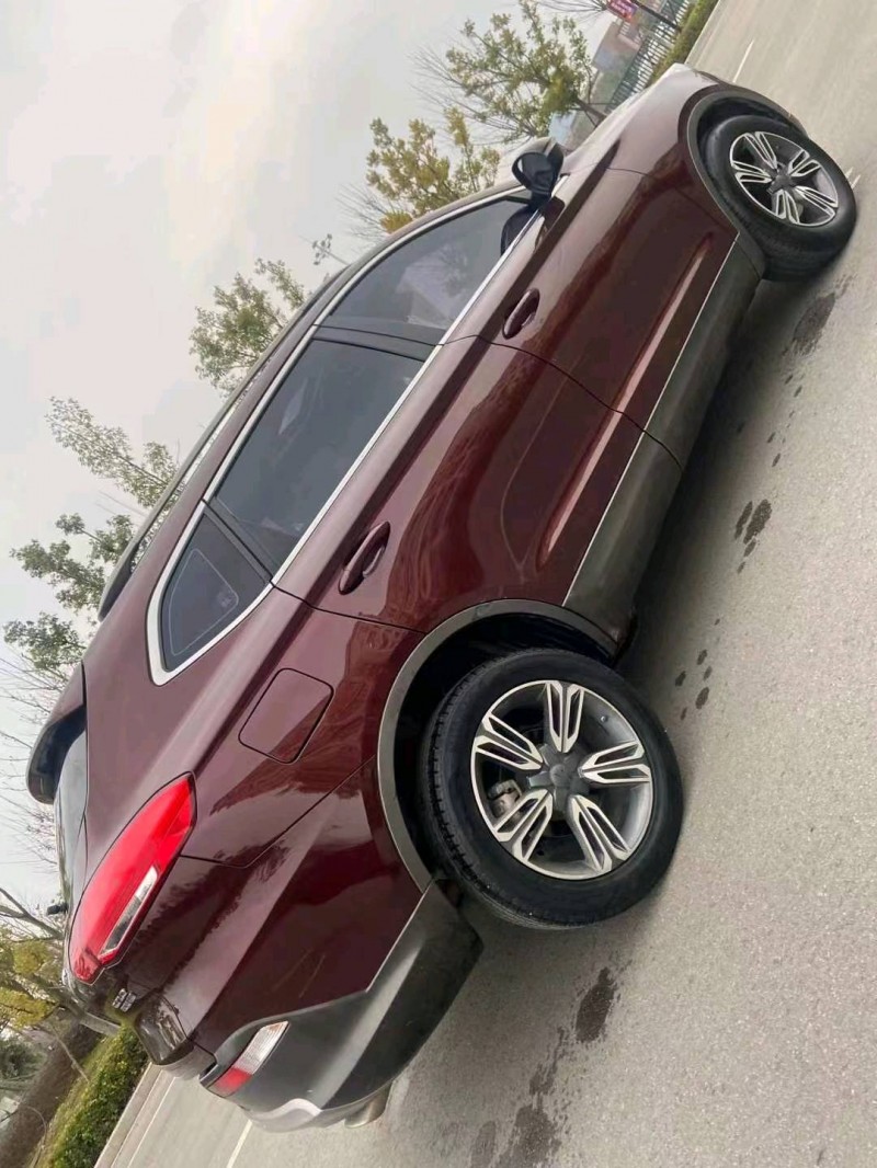 瀘州16年獵豹汽車CS108