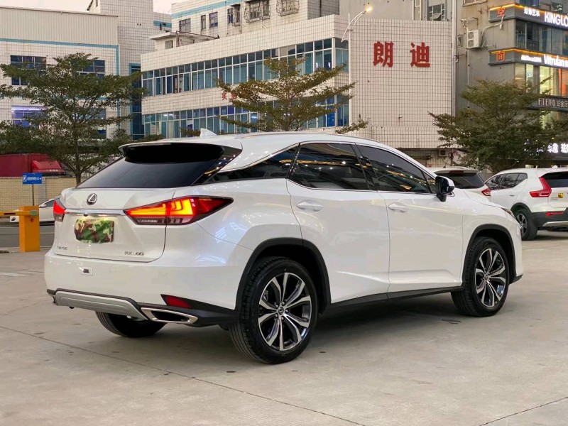 東莞21年雷克薩斯RX8