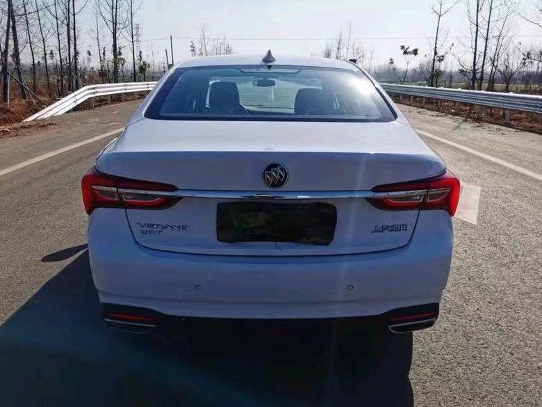 徐州21年别克威朗9