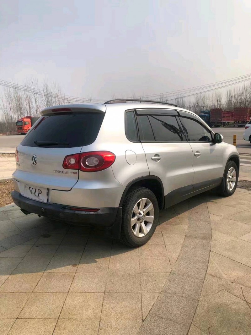 枣庄12年大众途观2