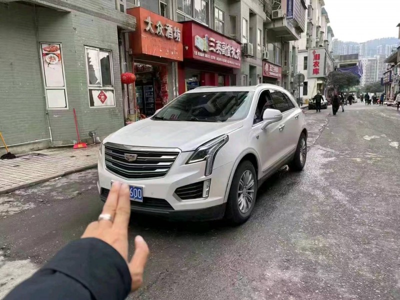 長沙18年凱迪拉克XT52