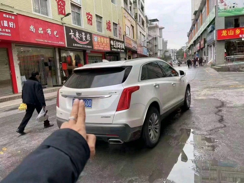 長沙18年凱迪拉克XT55