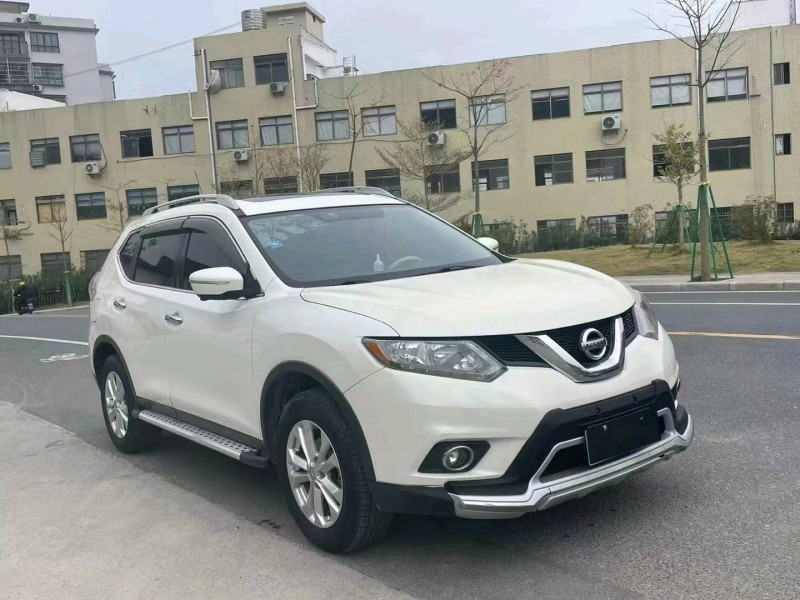 廣州15年日產奇駿2