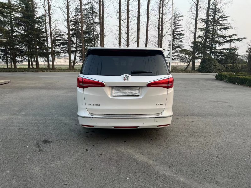 徐州18年别克GL82