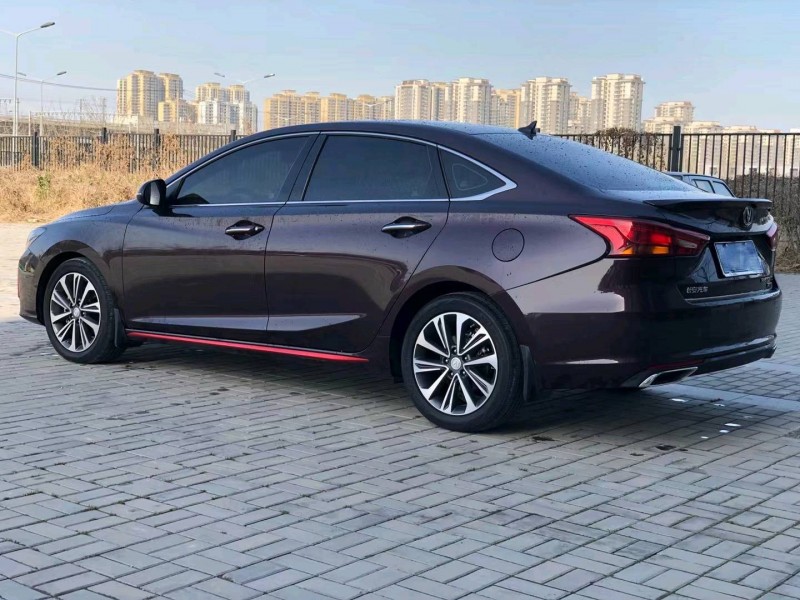 邢臺20年長安汽車睿騁4