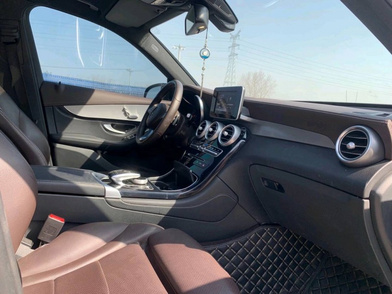 北京18年奔驰GLC3