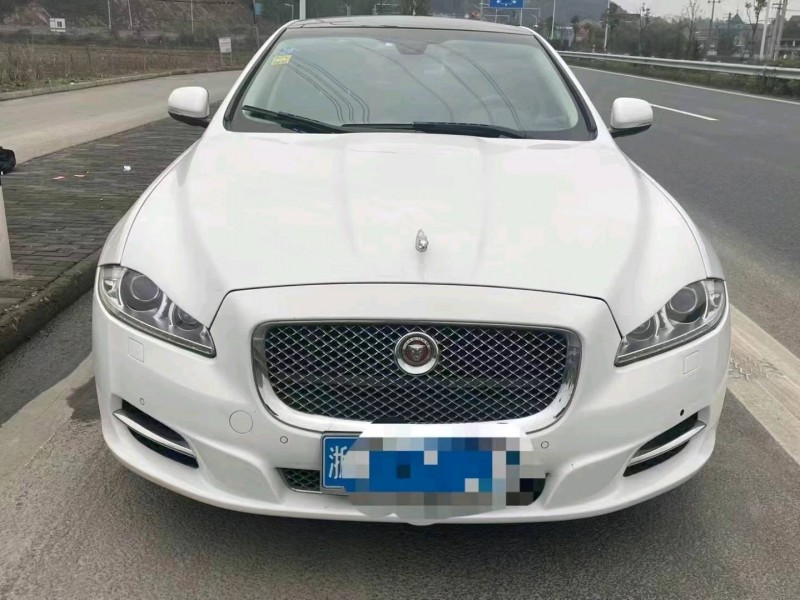 嘉興15年捷豹XJL1