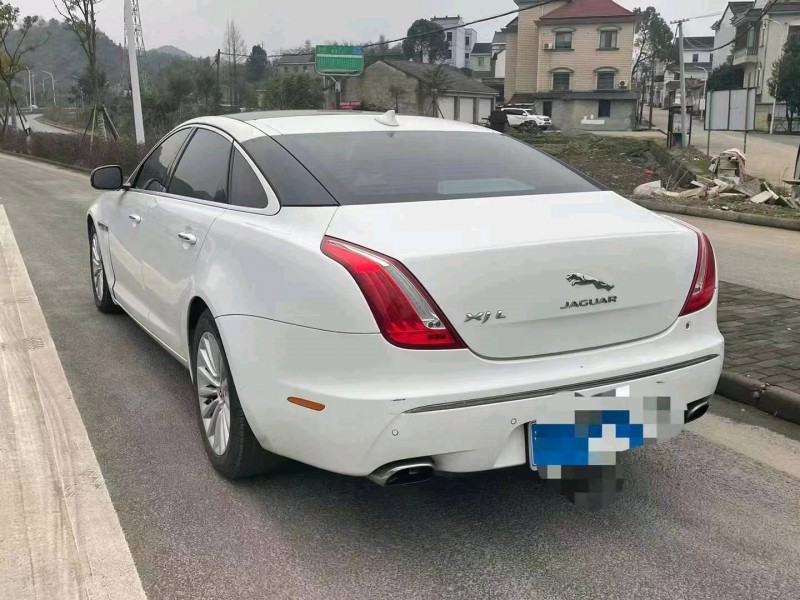 嘉興15年捷豹XJL5