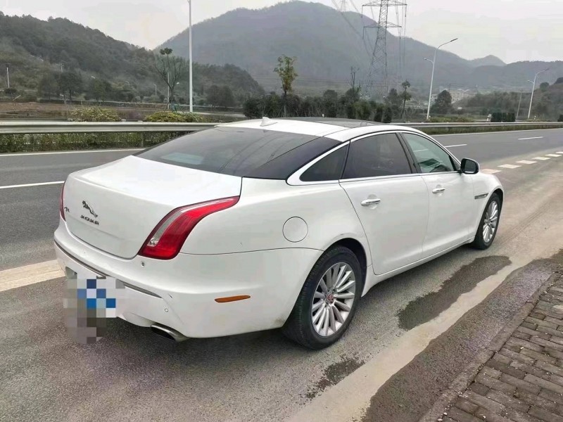 嘉興15年捷豹XJL4