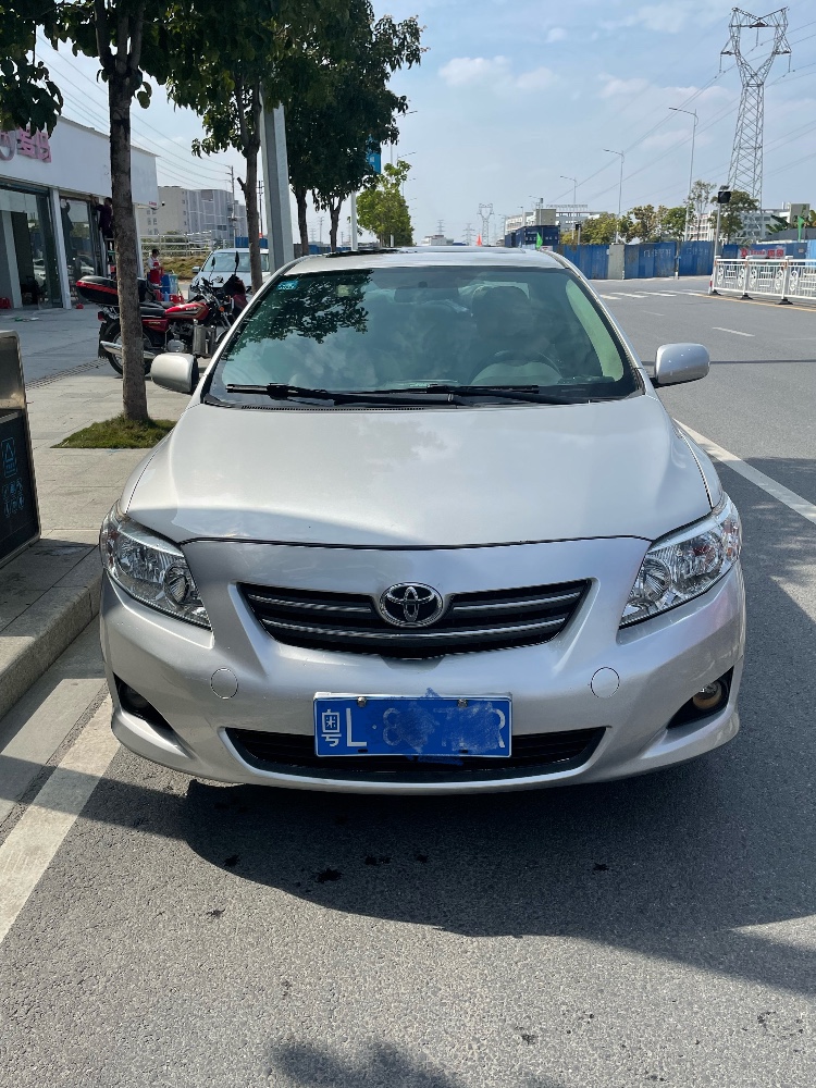 广州10年丰田卡罗拉8